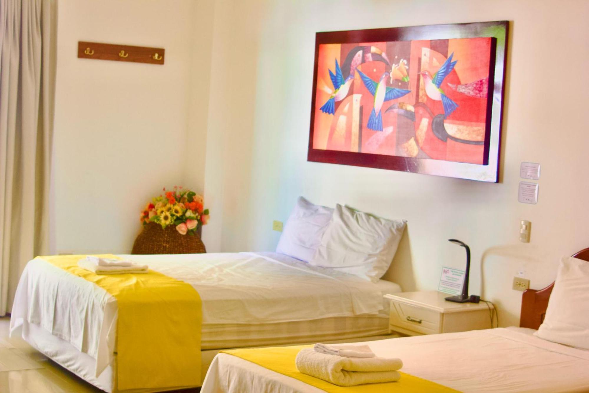 פורטו וילאמיל Galapagos Isabela Hotel Loja מראה חיצוני תמונה